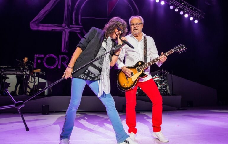 Foreigner Band