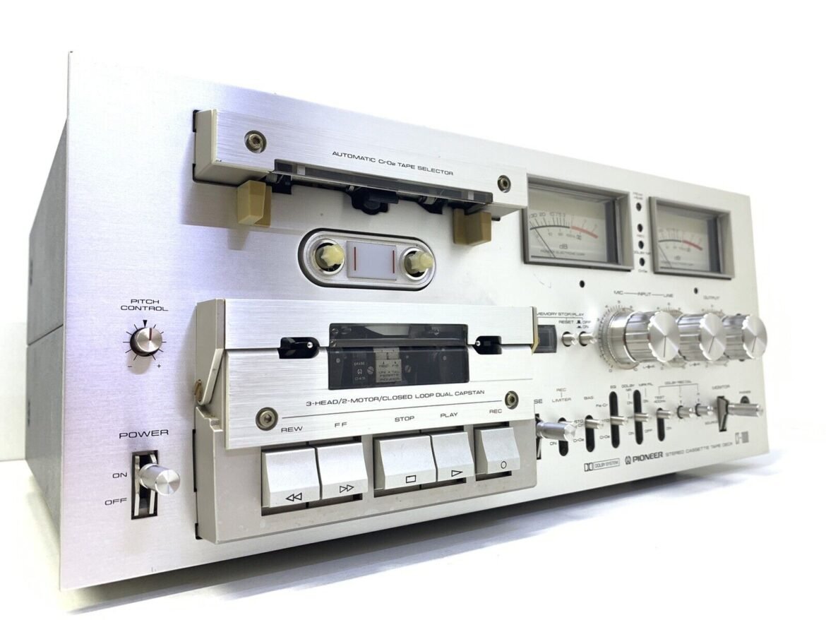 classic radio stereo cassette deck